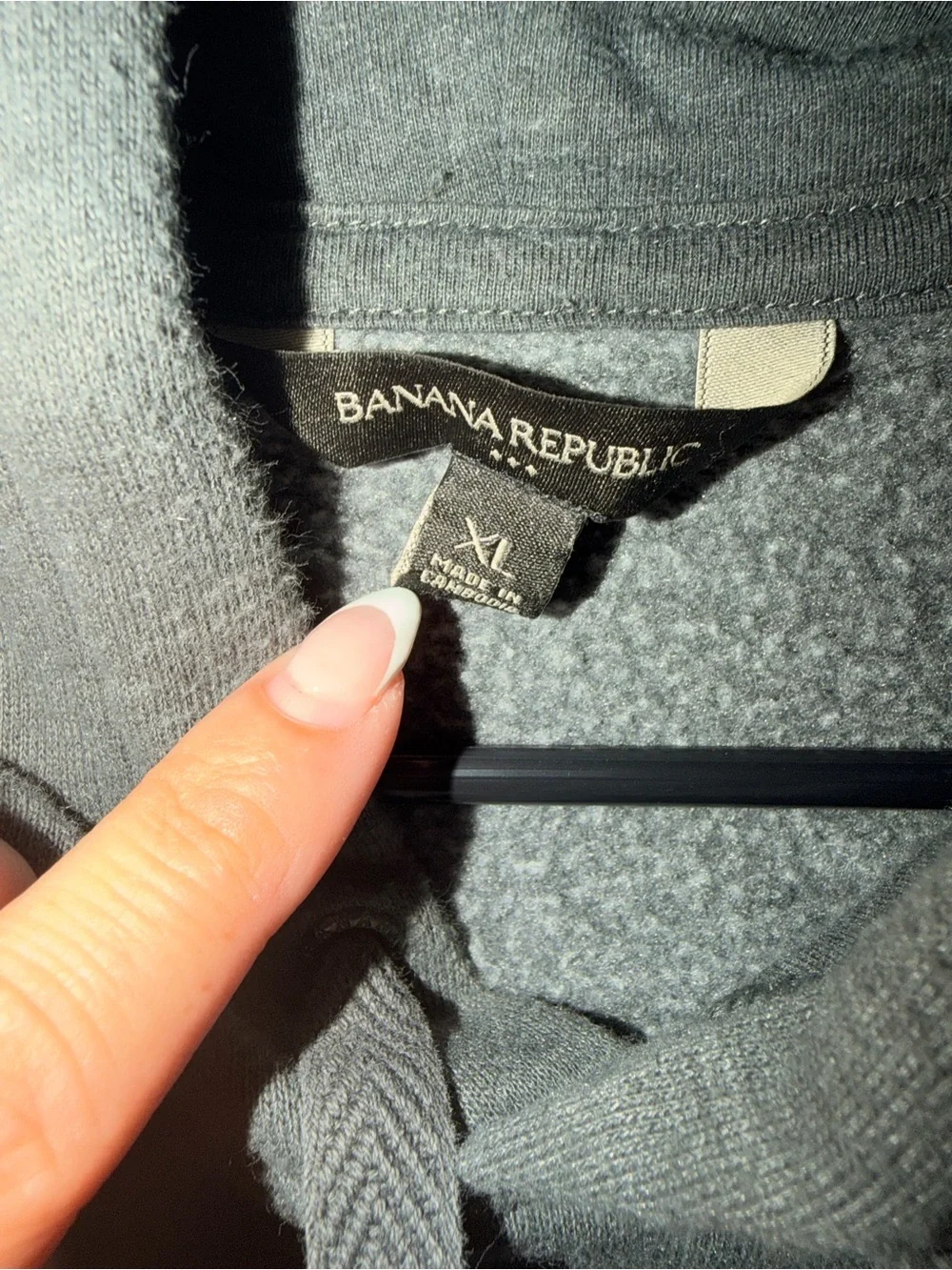 Banana Republic Men's Charcoal Gray Pullover Hoodie